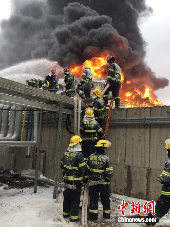 山东化工厂爆炸事件视频_山东化工厂爆炸_山东化工厂发生爆炸