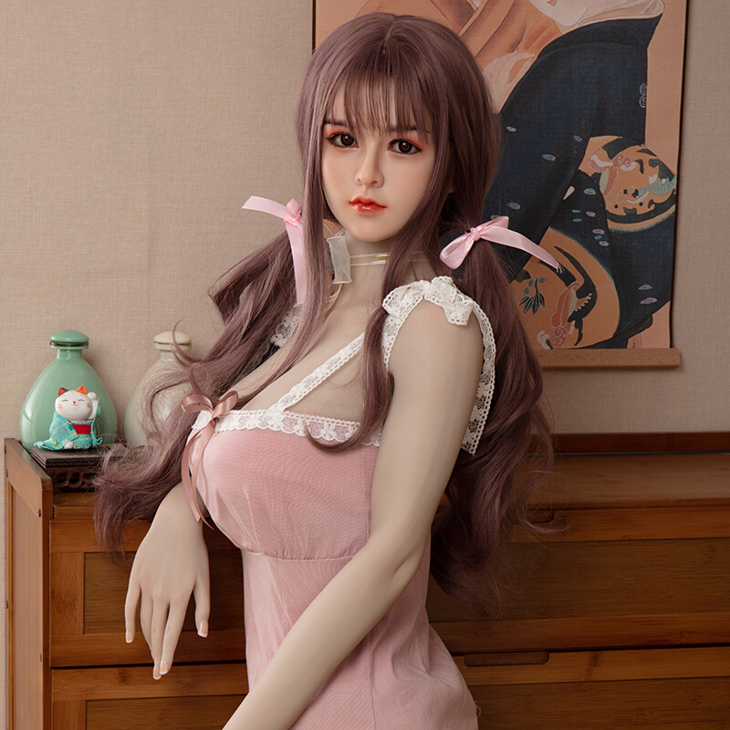 充气美女东莞图片视频_充气美女东莞图片高清_东莞充气美女图片