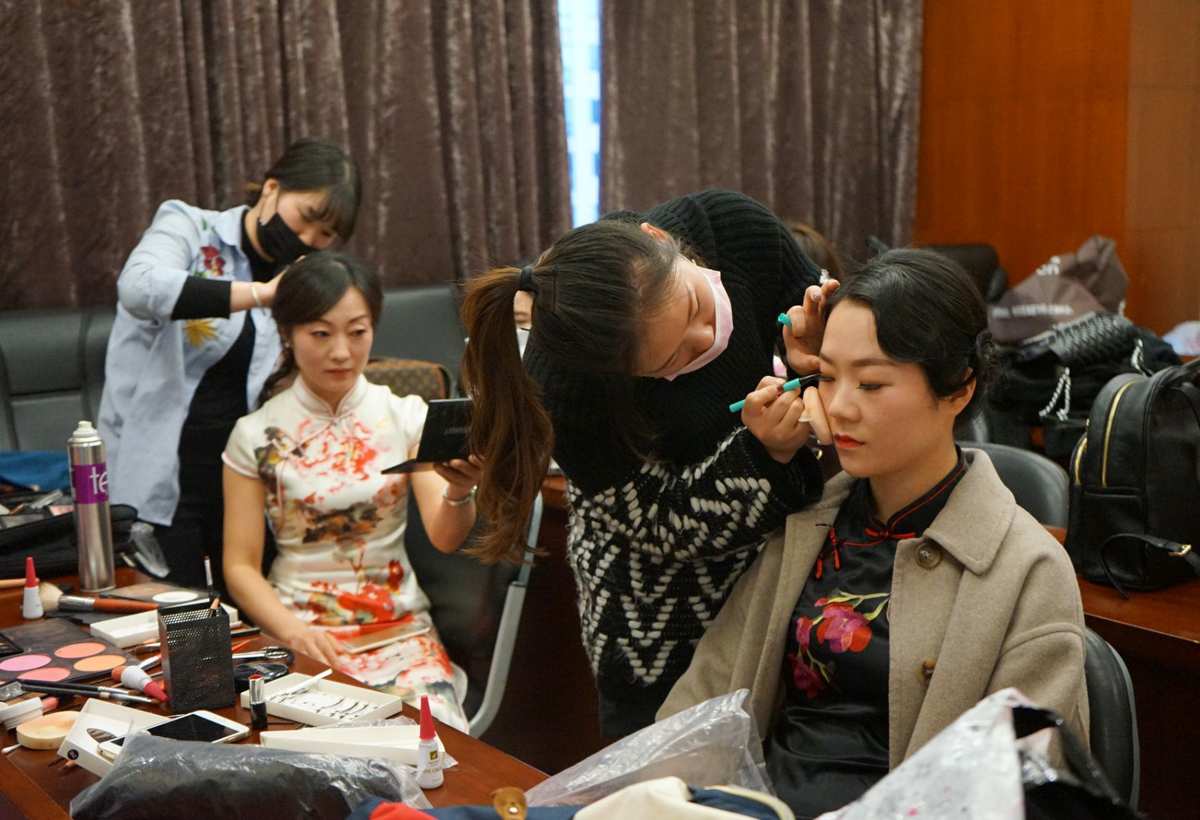美容院游戏活动方案_美容院培训游戏_适合美容院玩的游戏