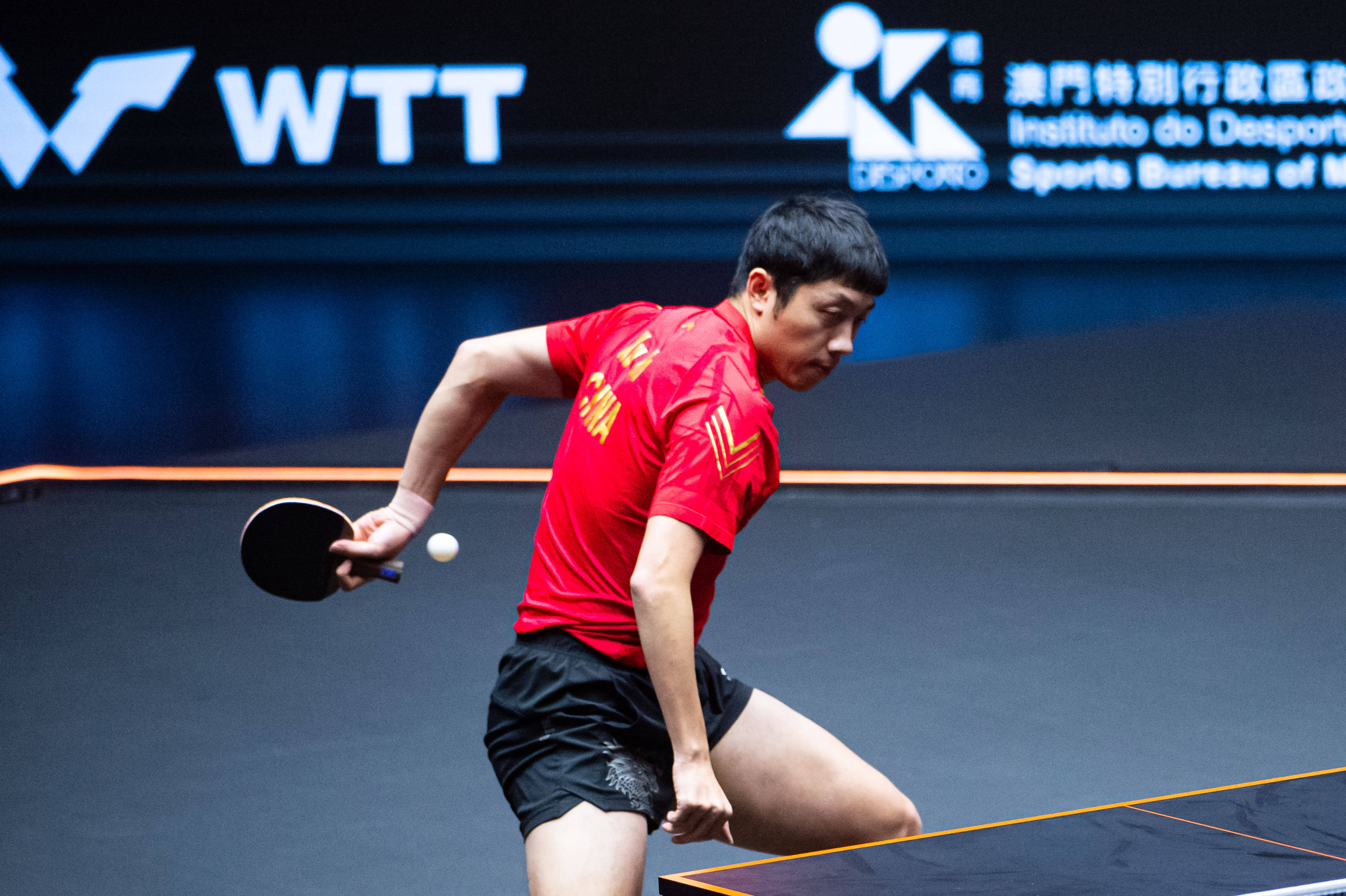 大师乒乓球软件手机游戏怎么玩_乒乓球大师中文破解版_乒乓球大师手机游戏软件