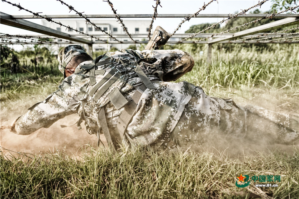 单机战术军事手机游戏推荐_手机单机军事战术游戏_单机战术军事手机游戏大全