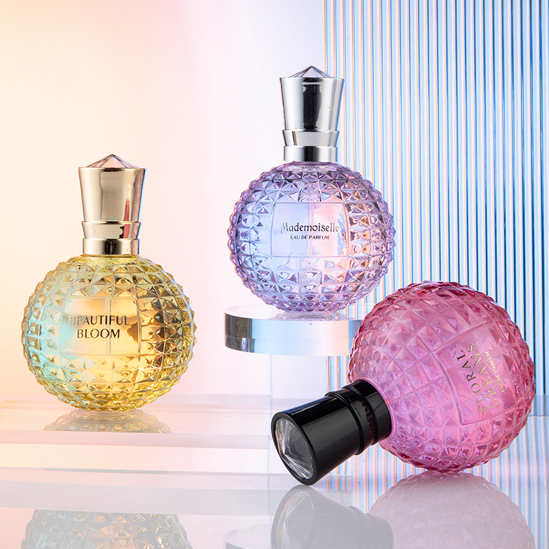 香水对决：幽莎蕾VS幽莎蕾经典版，哪款更适合你？