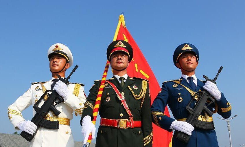 2019年国庆阅兵-国庆盛典：中外军事实力对比，谁更强大？