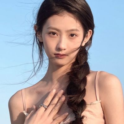 头像气质美女微信图片高清_头像气质美女微信图片大全_微信头像美女气质图片