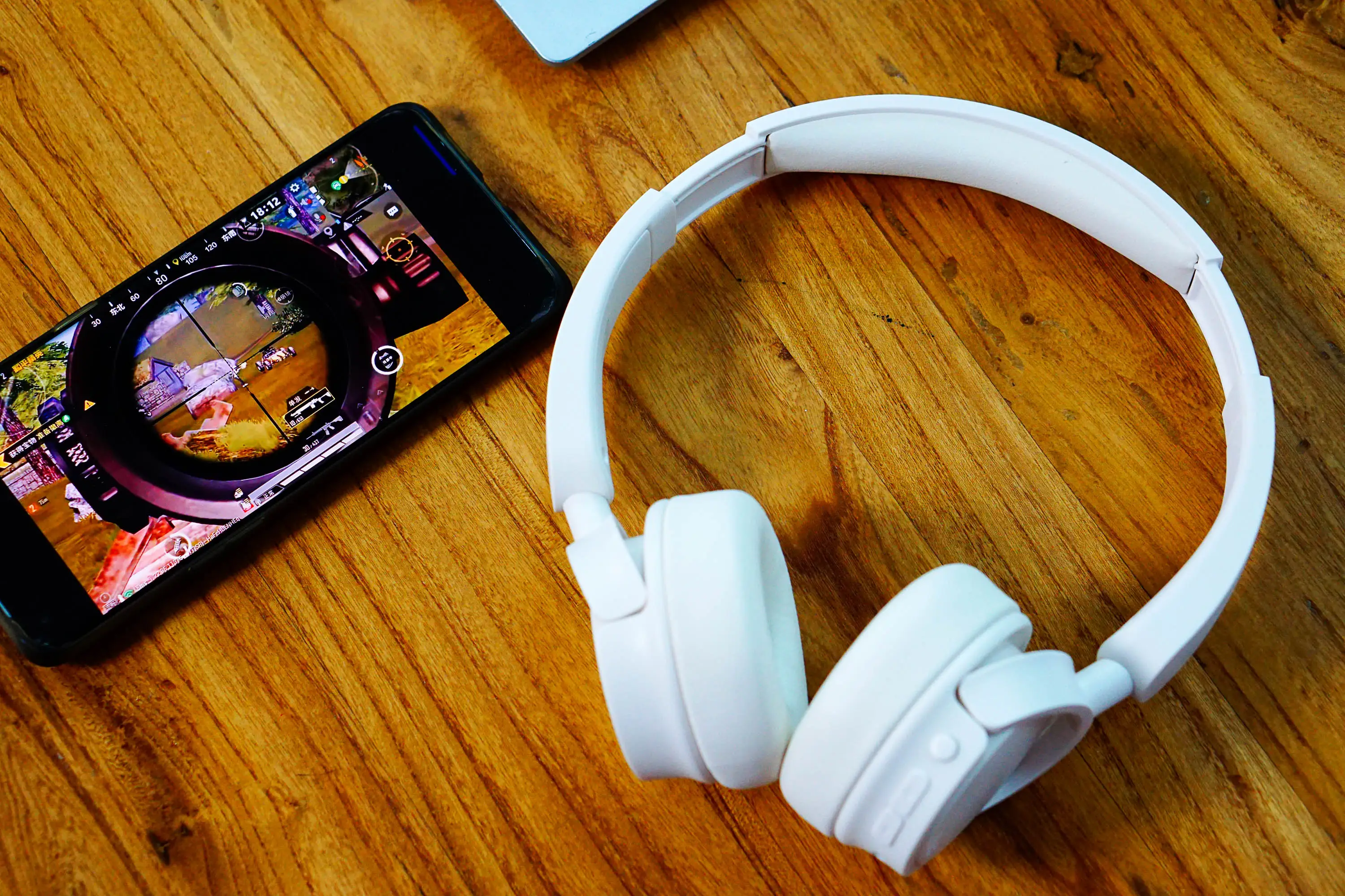 苹果手机百元游戏耳机推荐-苹果手机用户必看！百元级游戏耳机推
