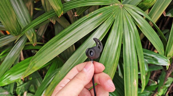 耳机能听到游戏声音_听耳机声音手机游戏可以听到吗_手机耳机可以听游戏声音吗
