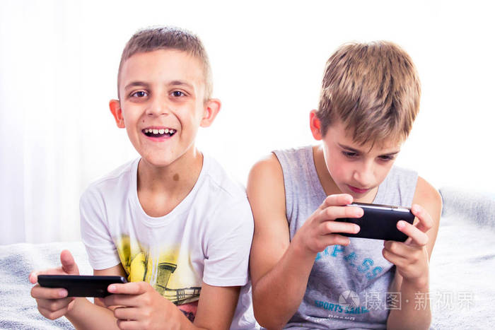手机儿童游戏免费下载-发现免费儿童游戏，锻炼逻辑思维和动手能