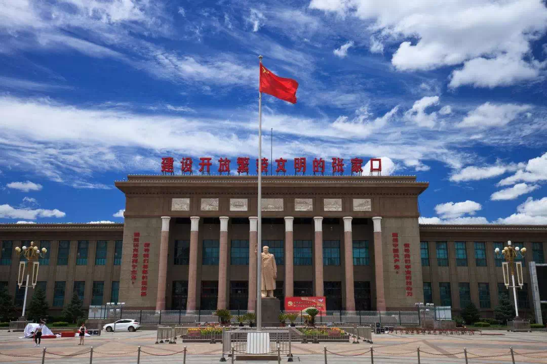 圣者遗物-古老城市中的神秘戒指：历史的见证与文明的缩影