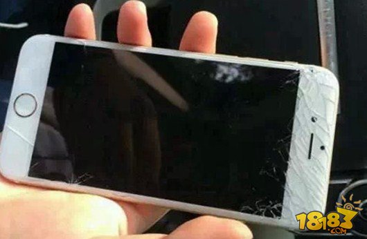 苹果手机换了组装屏打游戏_组装屏换苹果打手机游戏可以吗_组装屏换苹果打手机游戏会卡吗