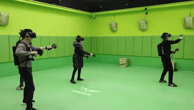 手机vr游戏做爱-手机 VR 游戏：沉浸式体验与道德底线的挑