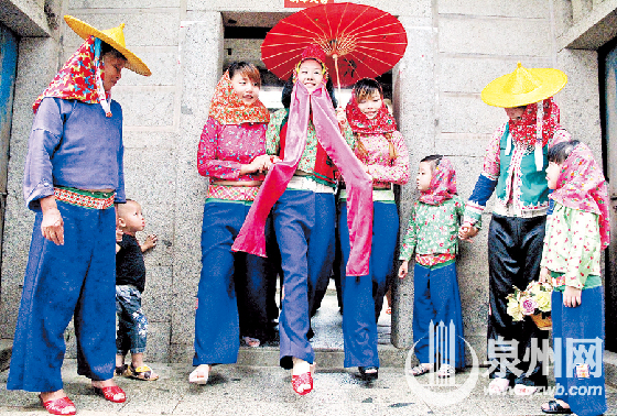 各地结婚风俗_各地的结婚风俗_风俗各地结婚流程