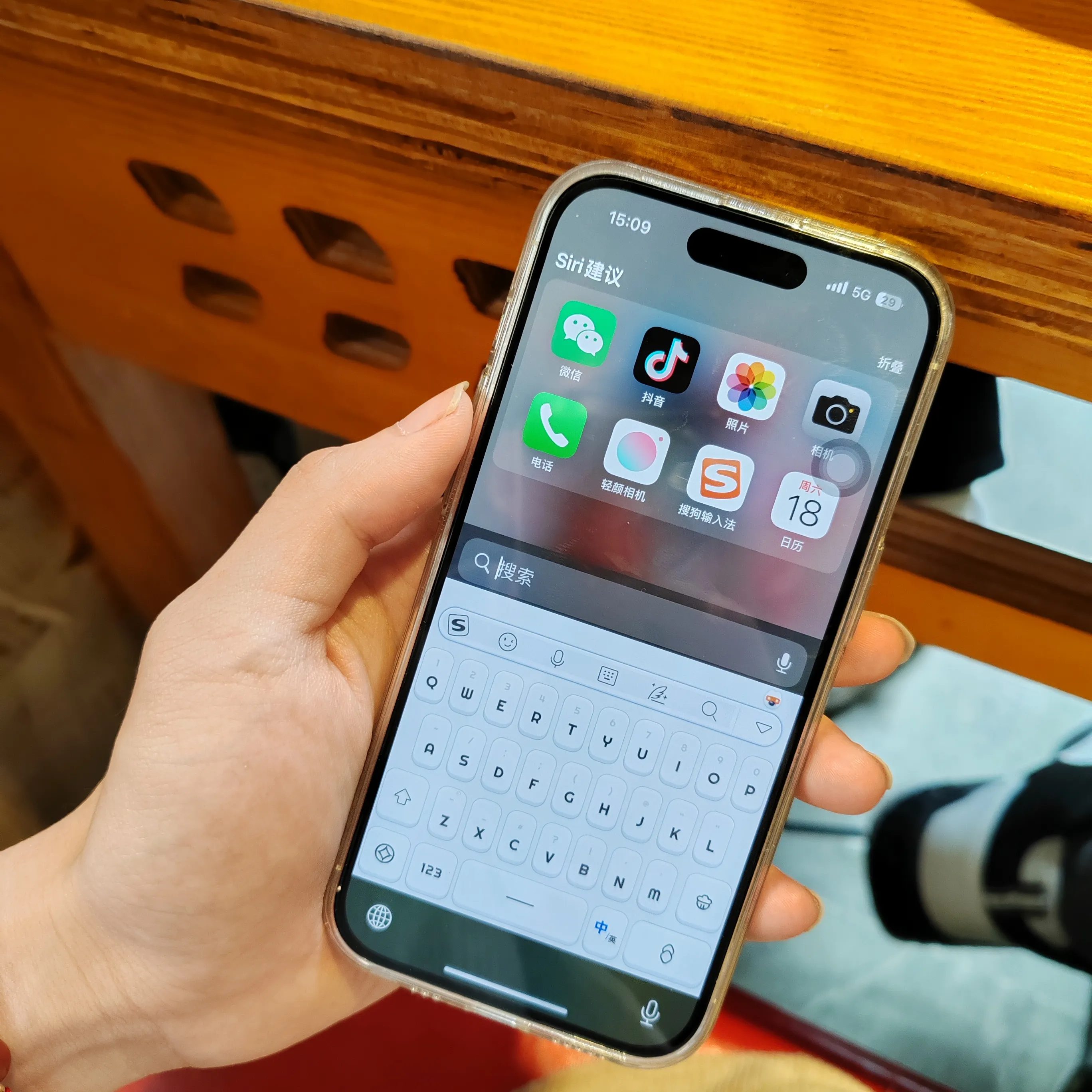 苹果哪款手机玩游戏好_iphone手机玩游戏哪款好_苹果手机玩啥游戏好