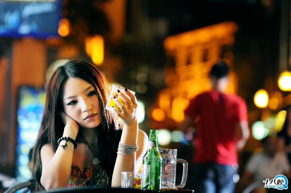 炼金男爵：被遗忘角落的神秘传奇，实验室中的奇迹创造者