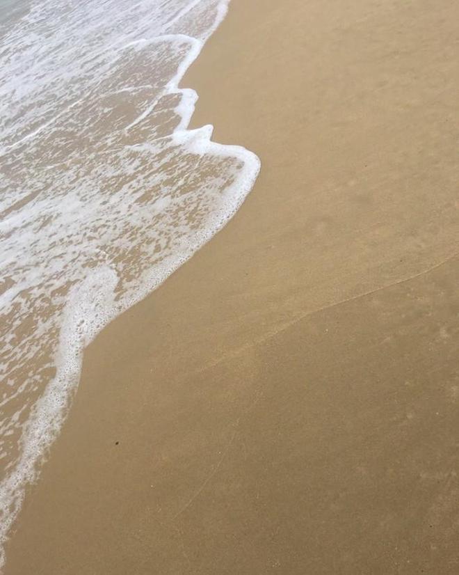 霍斯之旅：邂逅最美日落与湛蓝大海，体验极致舒适沙滩